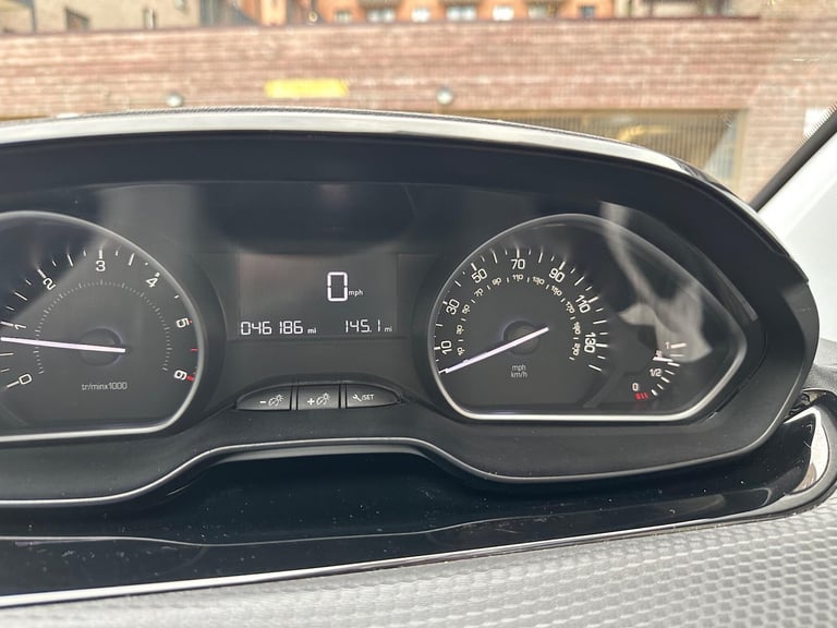 2015 Peugeot 208 1.6 BlueHDi Active Euro 6 5dr HATCHBACK Diesel Manual