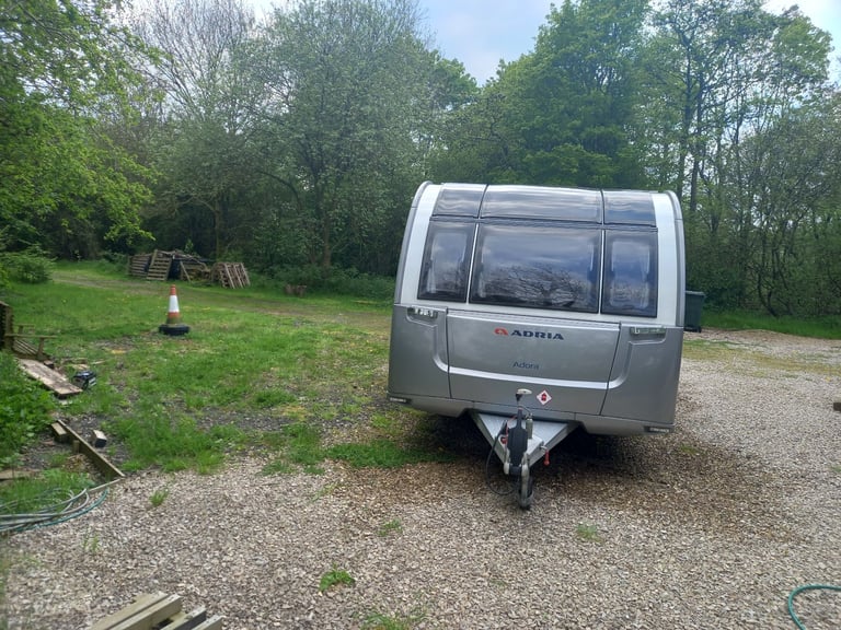 Adria adora 613 UT Thames 
