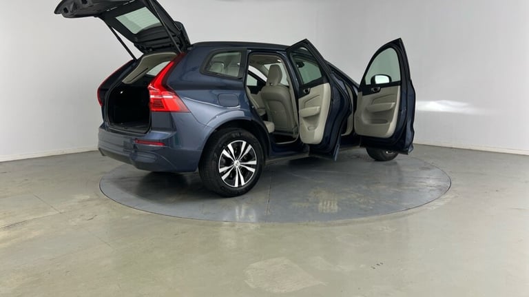 2023 Volvo XC60 Core, B5 AWD Mild hybrid, Petrol Estate Petrol Automatic