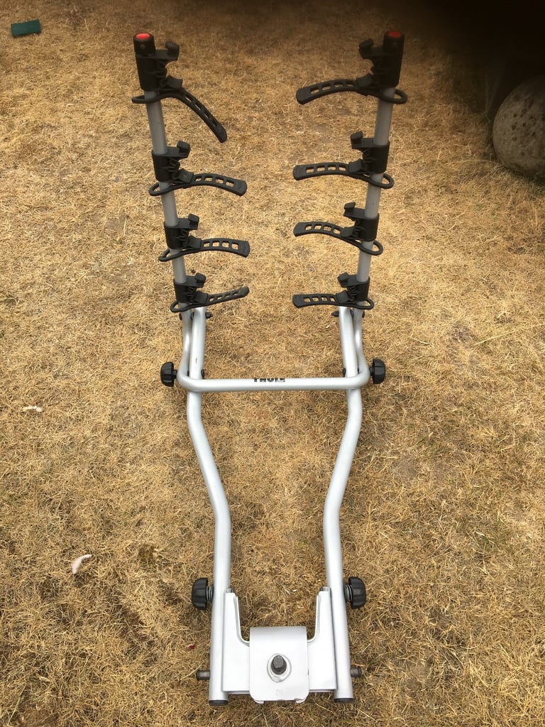 Thule 4-bike hanging towbar bike rack. VGC          