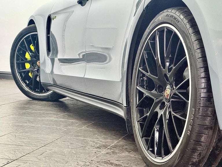 PORSCHE PANAMERA 2.9 V6 E-Hybrid 17.9kWh 4 Saloon PDK 4WD Euro 6 (s/s) 5dr (3.6