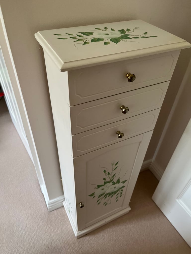 image for Jewellery cabinet