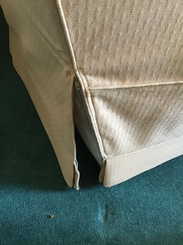 2 seater settee MultiYork