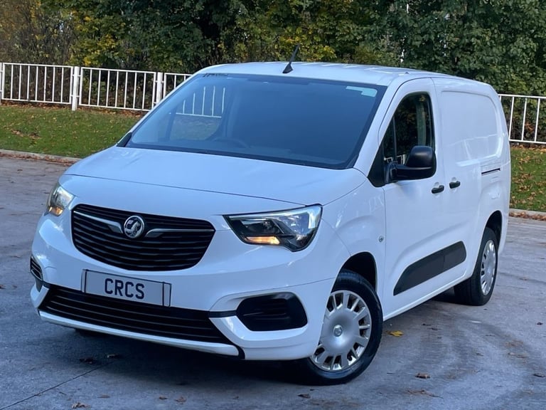 2020 Vauxhall Combo 2300 1.5 Turbo D 100ps H1 Sportive Van PANEL VAN DIESEL Manual