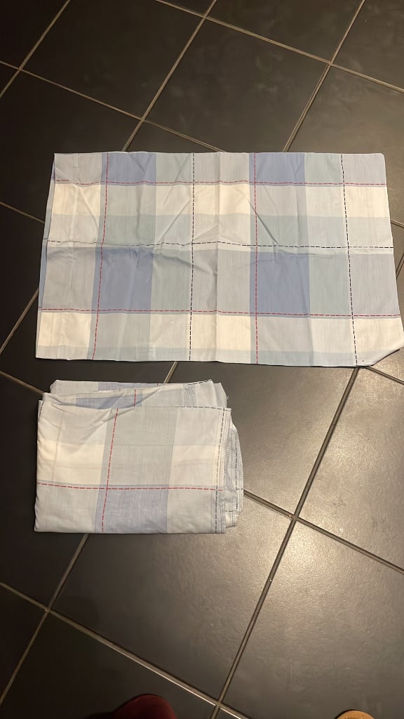 Laura Ashley single duvet covers/pillow cases x 2
