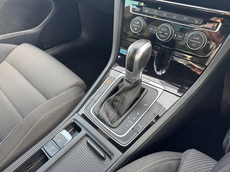 2018 Volkswagen Golf 2.0 TSI R Hatchback 5dr Petrol DSG 4Motion Euro 6 (s/s) (310 ps) HATCHBACK P...