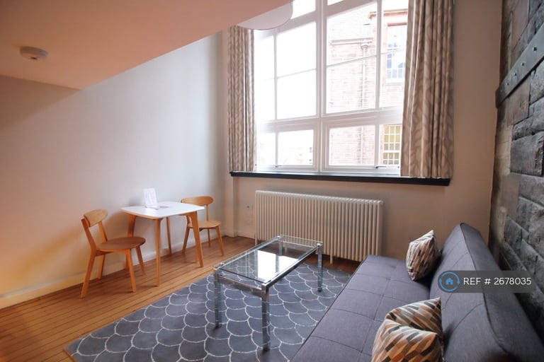 Studio flat in Mcdonald Road, Edinburgh, EH7 (#2678035)