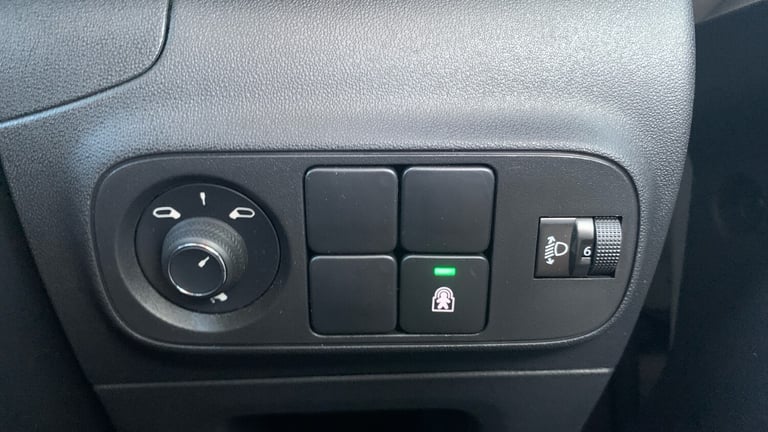 2021 Citroen C3 1.2 PureTech Saint James Hatchback 5dr Petrol Manual Euro 6 (s/s) (83 ps) Hatchba...