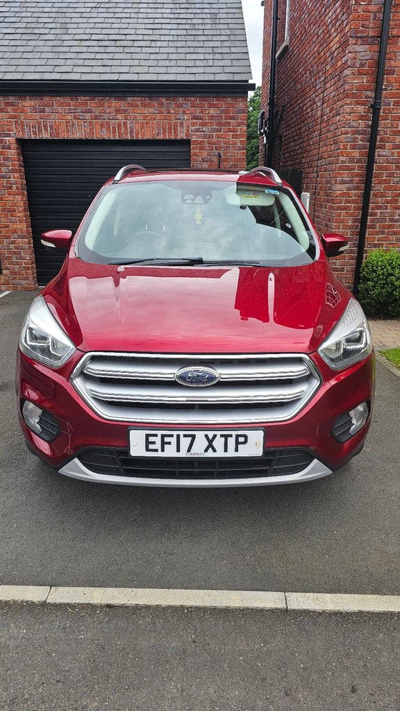 Ford, KUGA, Hatchback, 2017, Manual, 1498 (cc), 5 doors