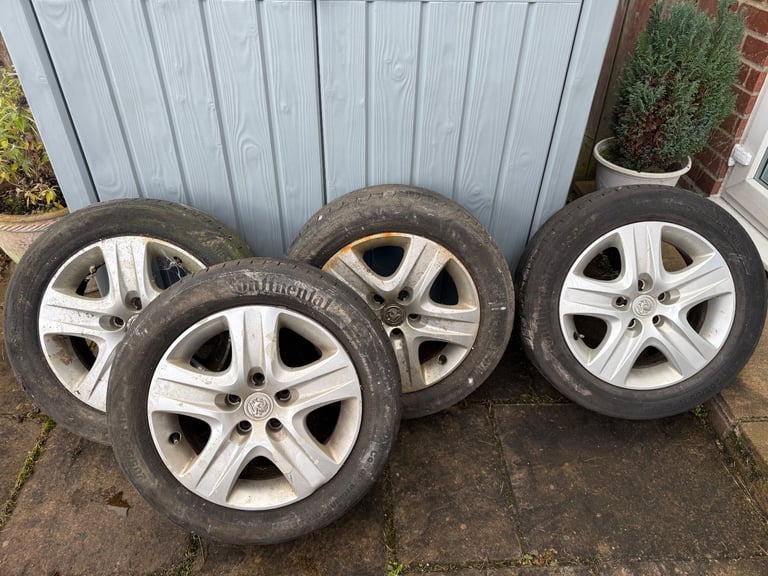 image for FREE - Set of 4 wheels and tyres for Vauxhall 205/55/r16