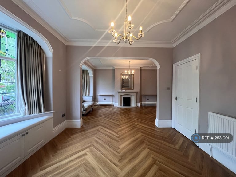 4 bedroom house in Holmwood Road, Manchester, M20 (4 bed) (#2631001)