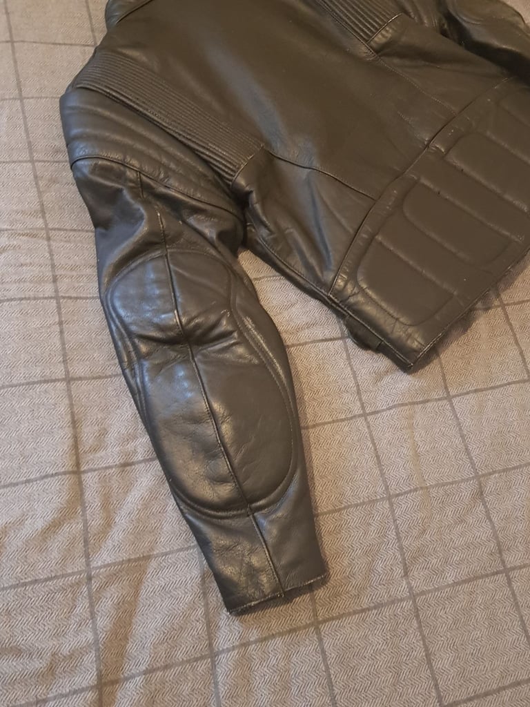 Ladies Leather Motorcycle Jacket