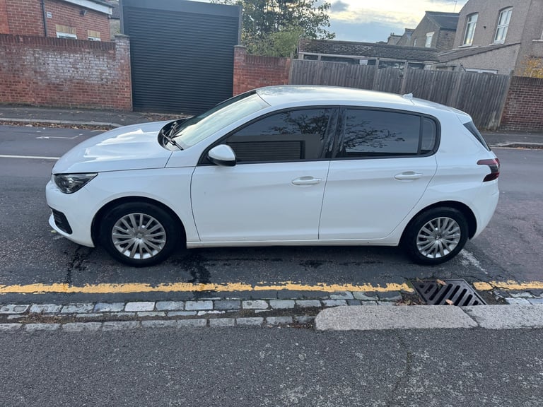 Peugeot, 308, Hatchback, 2019, Manual, 1560 (cc), 5 doors