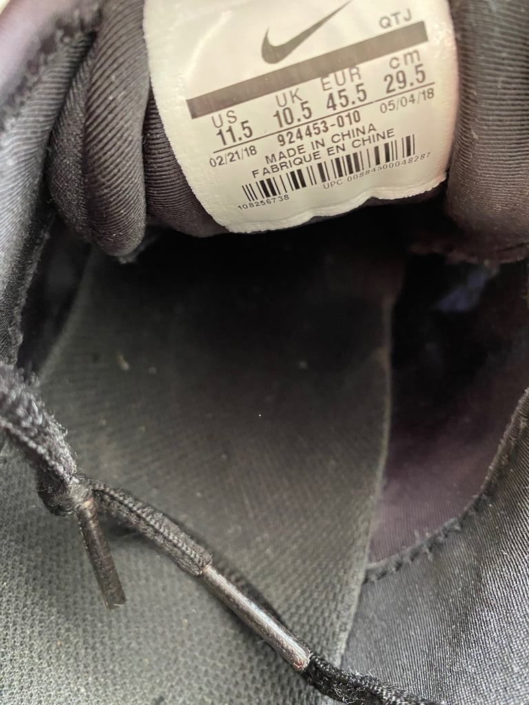Trainers VM AIR Size 10.5