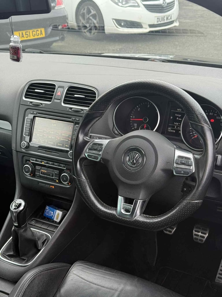 Volkswagen, GOLF, Hatchback, 2010, Manual, 1968 (cc), 3 doors