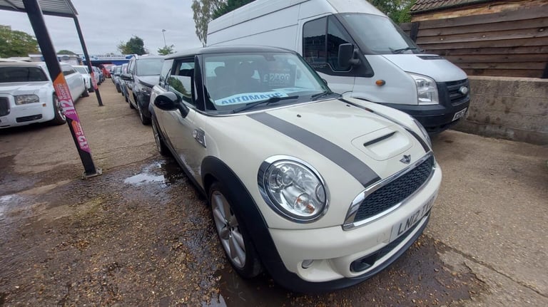 MINI HATCH 2.0 Cooper SD Hatch 2012