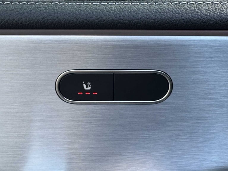 2022 Mercedes-Benz A-Class A200 AMG Line Premium Plus Edition 5dr Auto Hatchback Petrol Automatic