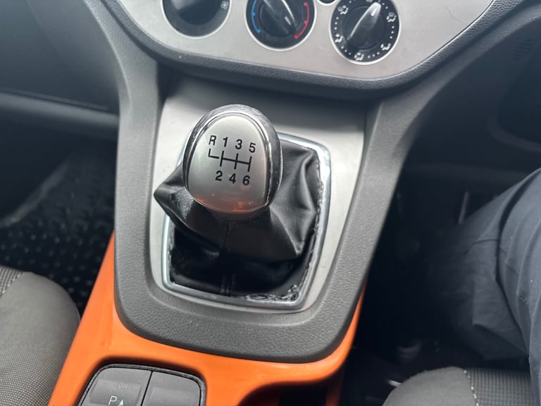 Ford, KUGA, Estate, 2009, Manual, 1997 (cc), 5 doors