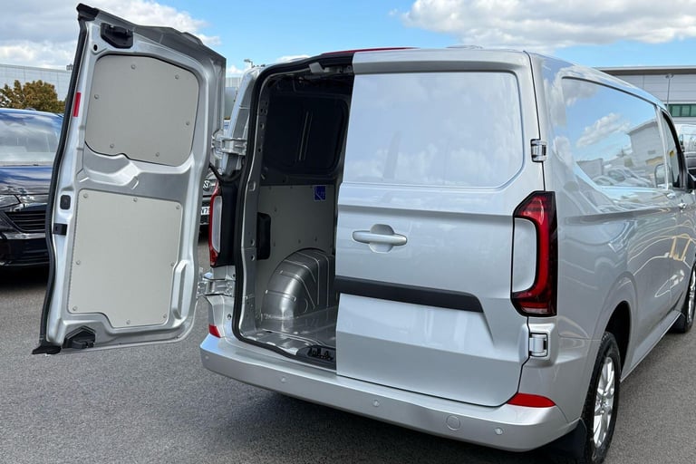 2025 Volkswagen Transporter 160kW 65kWh Commerce Pro Van Auto Van Automatic