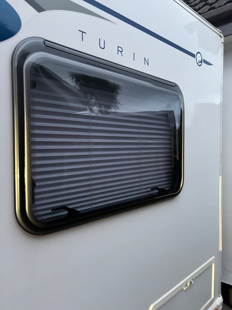 **2015**Bailey Pegasus GT65 Turin 6 berth twin axle fb 