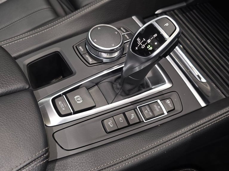 2018 18 BMW X6 3.0 30D M SPORT SUV 5DR DIESEL AUTO XDRIVE EURO 6 (S/S) (258 PS) 