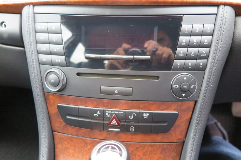 2006 Mercedes-Benz CLS CLS320 CDI 4dr Tip Auto COUPE Diesel Automatic
