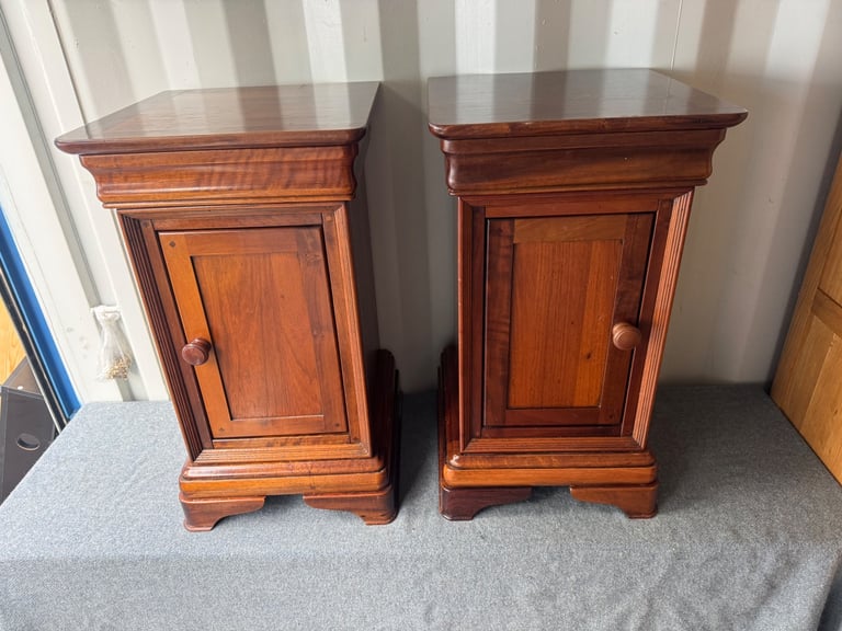 Willis & Gambier Quality made bedside cabinets possible delivery 
