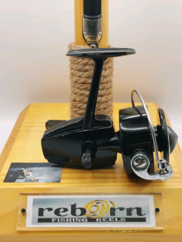 image for #73 Vintage Fishing Reel Intrepride New Deluxe 