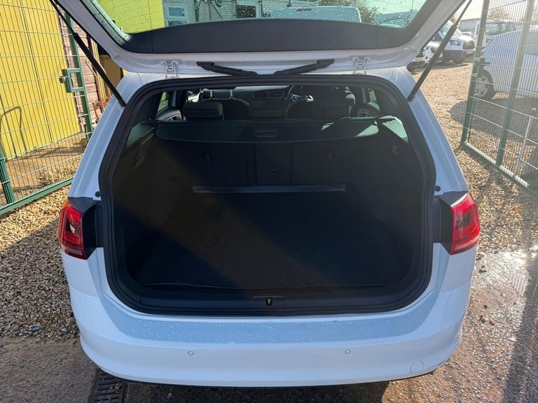 2016 Volkswagen Golf 2.0 TDI BlueMotion Tech GTD (Nav) DSG Euro 6 (s/s) 5dr ESTATE Diesel Automatic