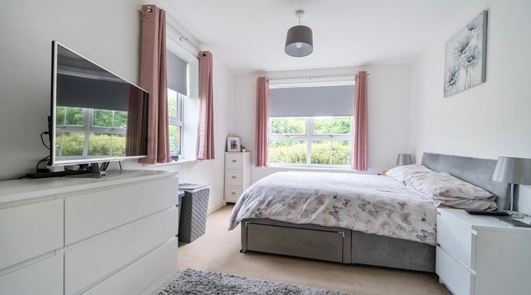 ONE BED MAISONETTE WITH GARDEN, CLANFIELD