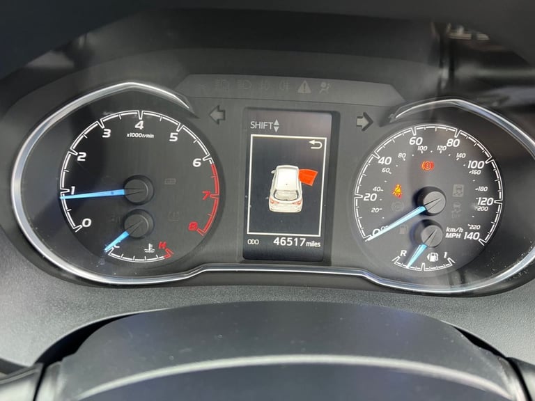 2019 Toyota Yaris 1.5 VVT-i Icon Tech 5dr HATCHBACK PETROL Manual