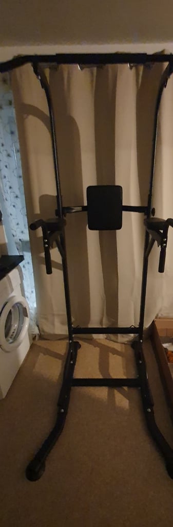 image for Pull up station