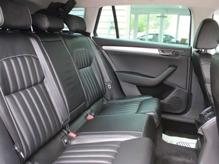 2020 Skoda Superb 1.5 TSI SE Technology AUTO ESTATE Estate Petrol Automatic