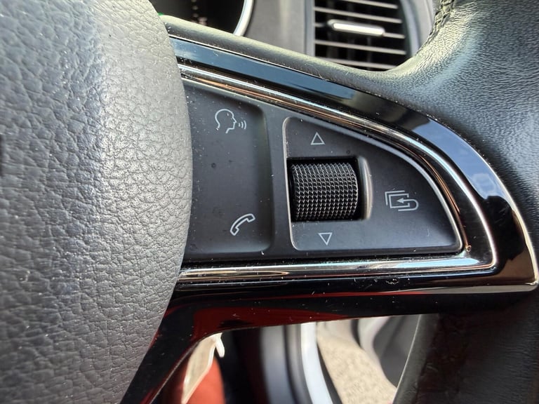 2015 Skoda Yeti 1.2 TSI SE L Outdoor DSG Euro 6 (s/s) 5dr HATCHBACK Petrol Automatic