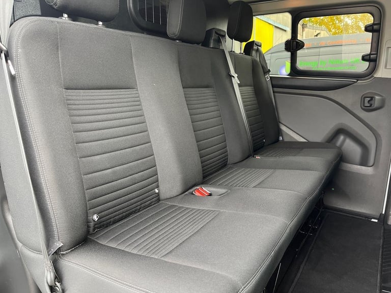 2022 Ford Transit Custom Double Cab in Van Limited 2.0L 170PS AUTO Frozen White