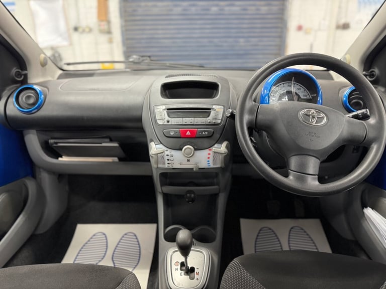2010 Toyota AYGO 1.0 VVT-i Blue 5dr MMT HATCHBACK Petrol Automatic