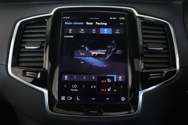 2022 Volvo XC90 2.0h T8 Recharge 18.8kWh Plus Auto 4WD Euro 6 (s/s) 5dr ESTATE PETROL/ELECTRIC Au...