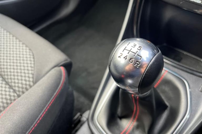 2023 Ford Puma 1.0 EcoBoost Hybrid mHEV ST-Line 5dr ** Sync 3 - Bluetooth / USB Connection Hatchb...