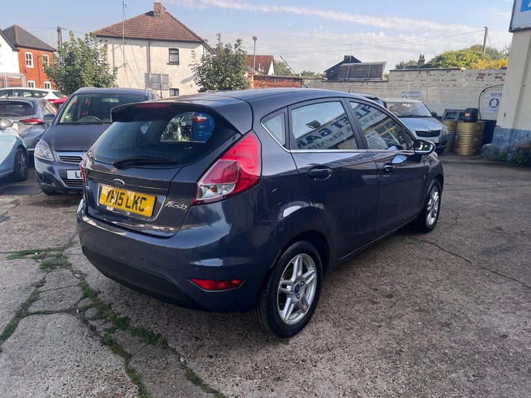 2015 Ford Fiesta 1.0T EcoBoost Zetec Euro 5 (s/s) 5dr HATCHBACK Petrol Manual