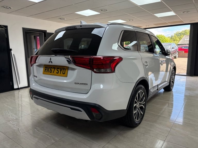2017 Mitsubishi Outlander 2.2 DI-D 3 5dr Auto ESTATE DIESEL Automatic