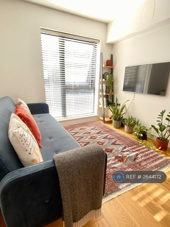 1 bedroom flat in Noble House, London, N16 (1 bed) (#2644172)