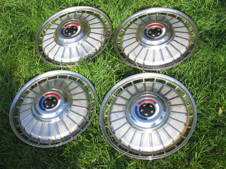 4x FORD Zodiac Zephyr Mk4 hub caps 14-inch wheel trims 1966-1972