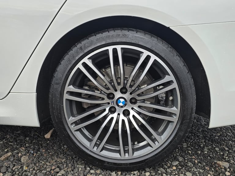 2018 BMW 5 Series 520d xDrive M Sport 4dr Auto SALOON Diesel Automatic