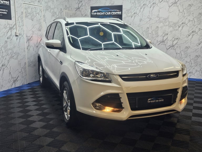 image for 2014 Ford Kuga 1.6T EcoBoost Zetec SUV 2WD ULEZ (s/s) (150 ps) 5dr Petrol Manual  HATCHBACK Petro...
