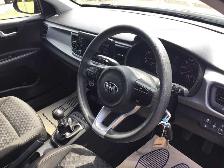 2019 Kia Rio 1.25 1 5dr 1 owner, full Kia service history 44475 miles  HATCHBACK Petrol Manual