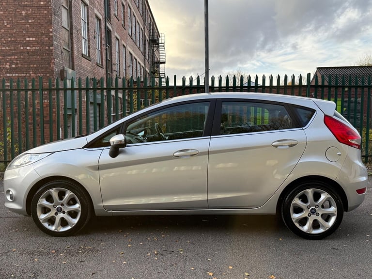 2012 Ford Fiesta 1.25 Zetec 5dr HATCHBACK Petrol Manual