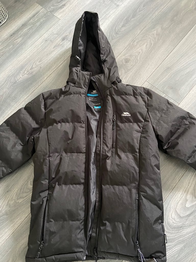 Lots items boys clothes lol bus toys boys Nike joggers ladies shoes 