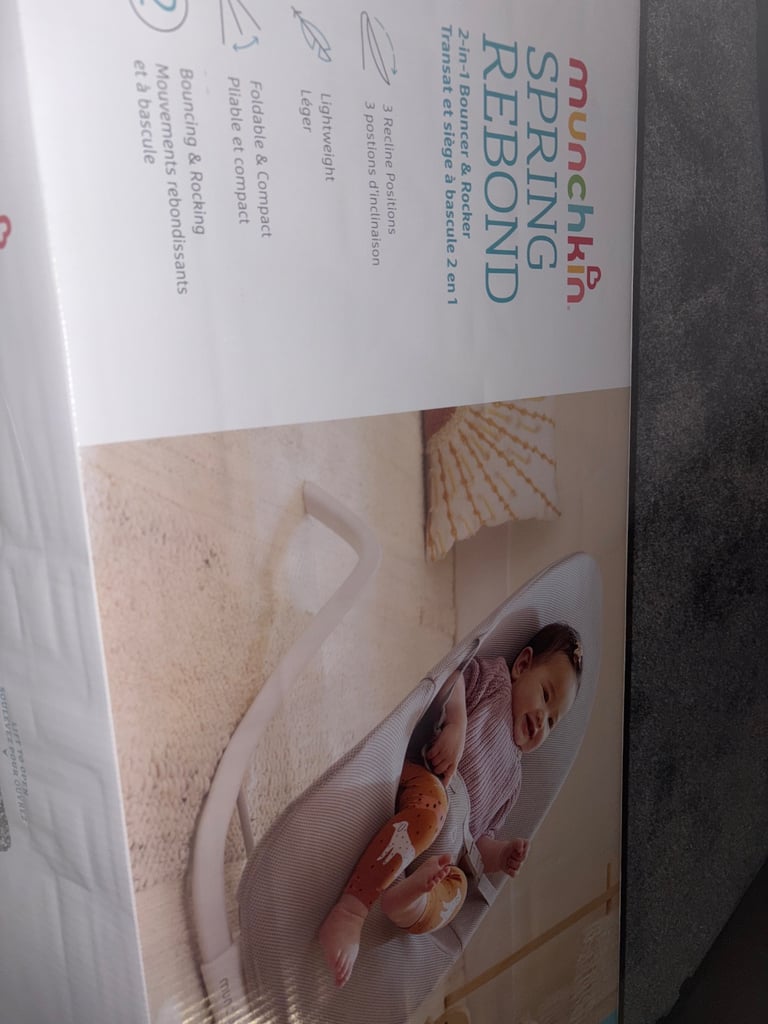 image for Munchkin 2-in-1 Bouncer & Rocker