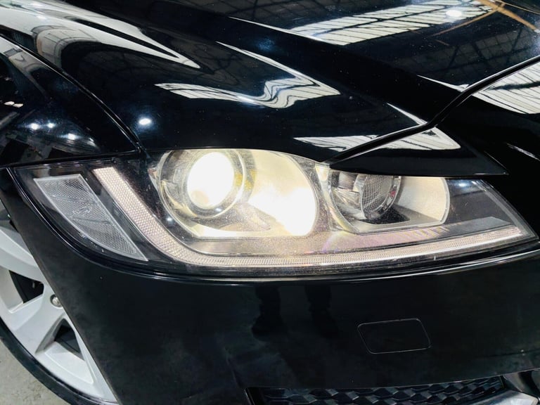 2018 Jaguar XF 2.0d Portfolio Auto AWD Euro 6 (s/s) 4dr SALOON Diesel Automatic