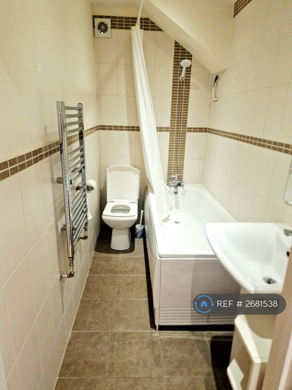 1 bedroom flat in Campden Road, South Croydon, CR2 (1 bed) (#2681538)